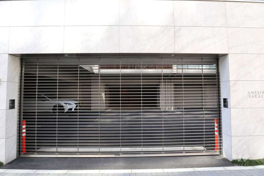 敷地内駐車場（屋内機械式）