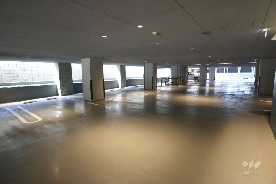 敷地内駐車場（屋内平面式）