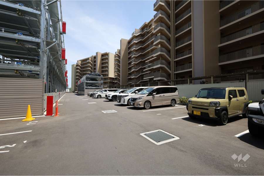 敷地内駐車場（屋外平面式）