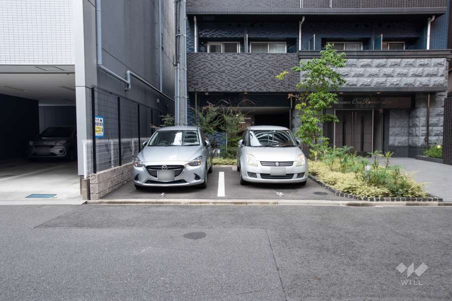 敷地内駐車場(屋外平面式)