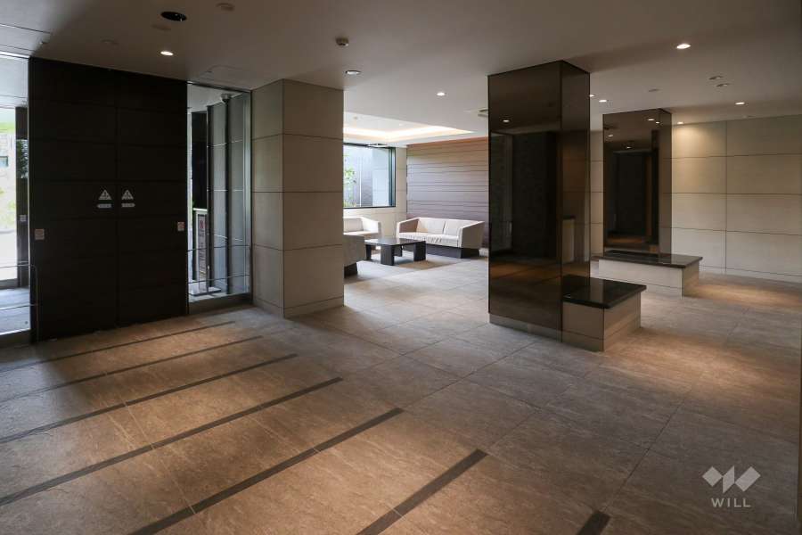 エントランスラウンジ