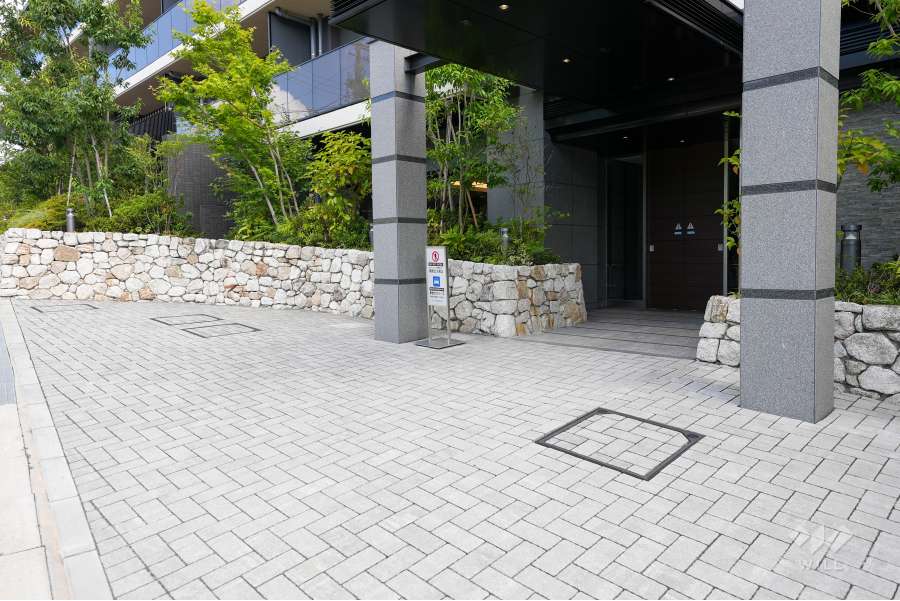 車寄せスペース