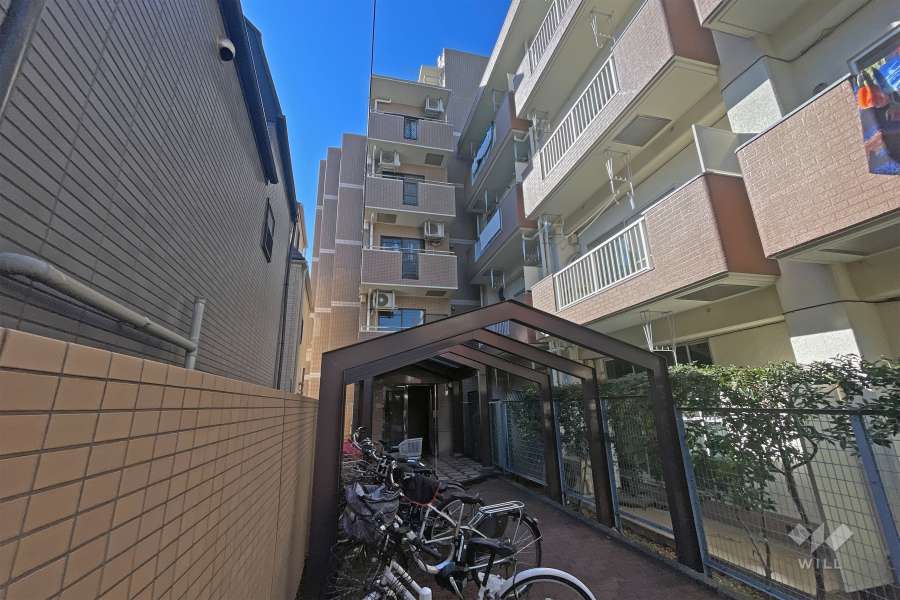 エントランスアプローチ