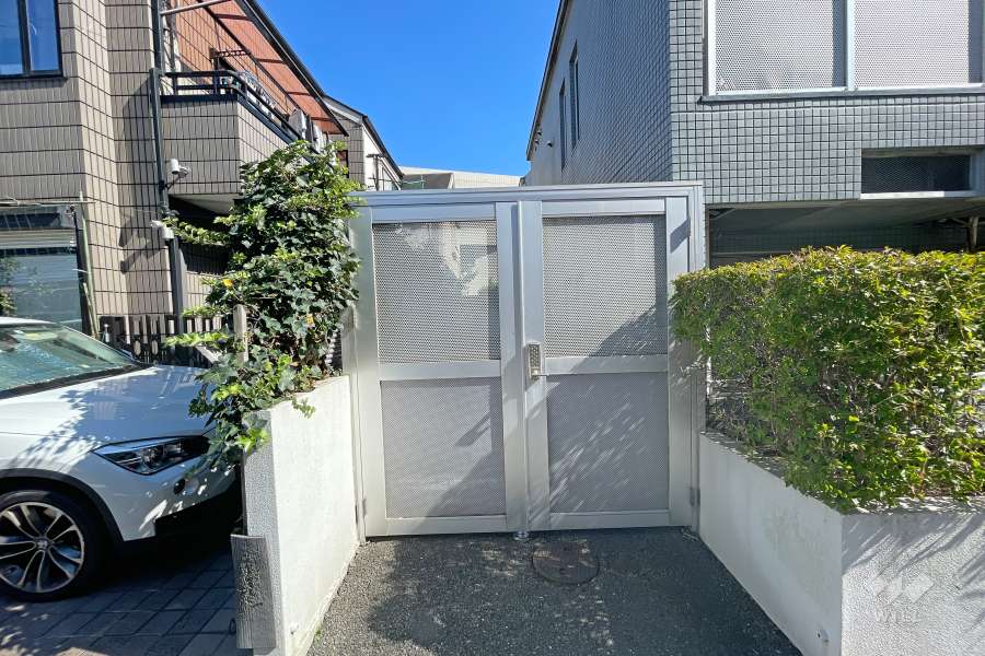 駐輪場の出入り口