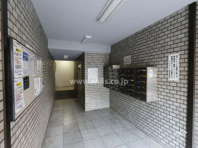 エントランスホール