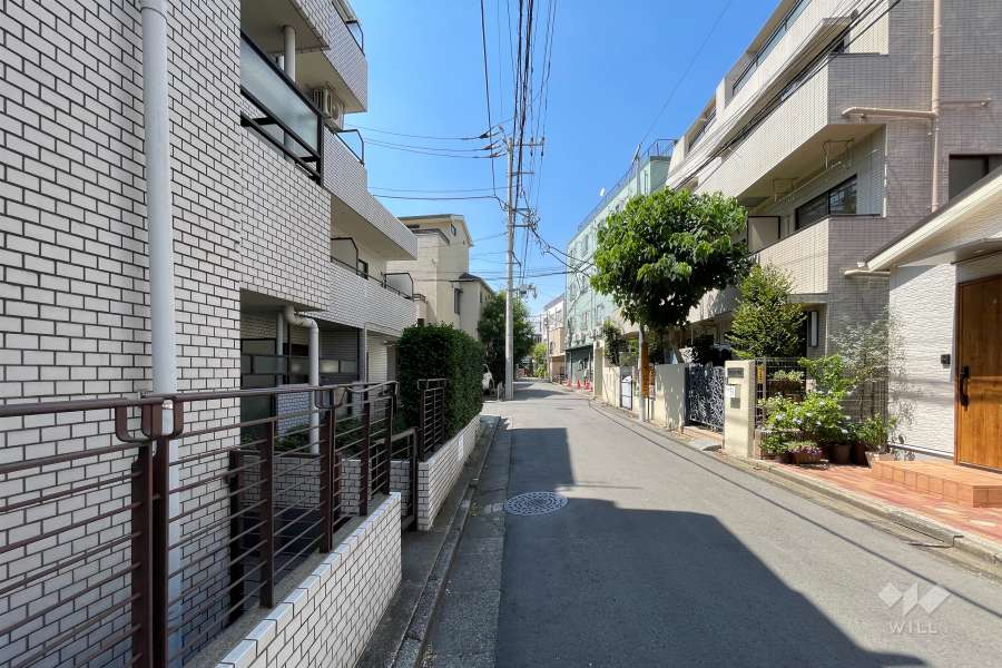 敷地前面東側道路