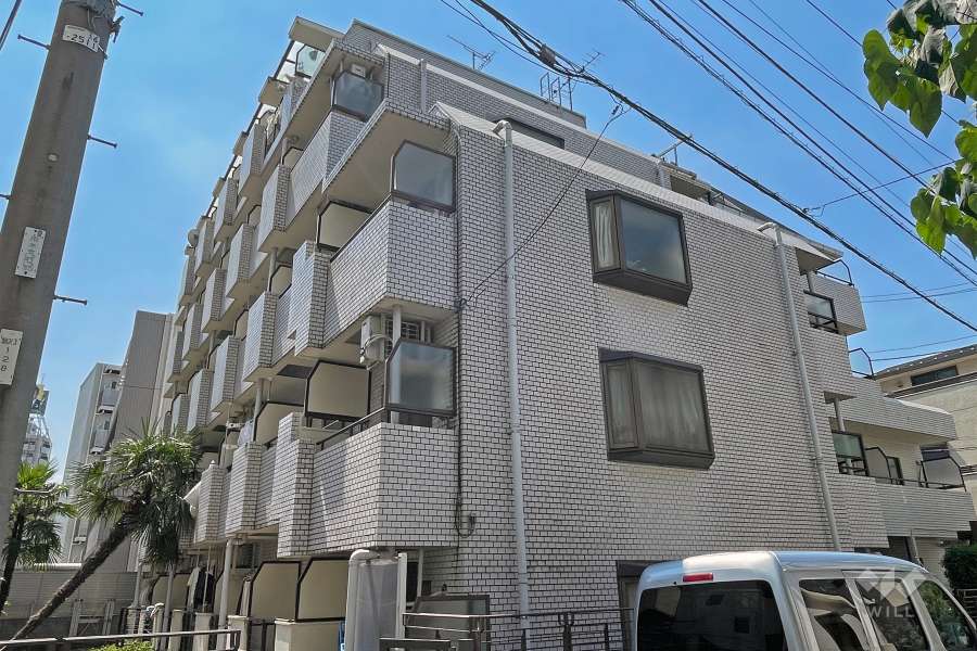 ハイタウン駒沢公園の外観（南東側から）