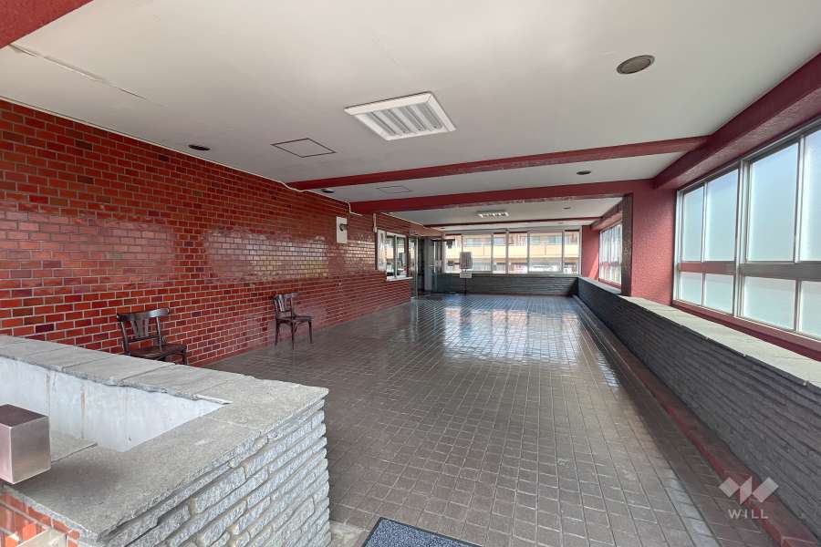 エントランスホール