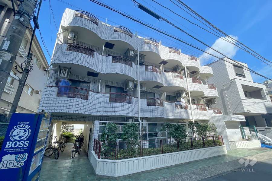 ハイタウン駒沢公園第2の外観（南側から）