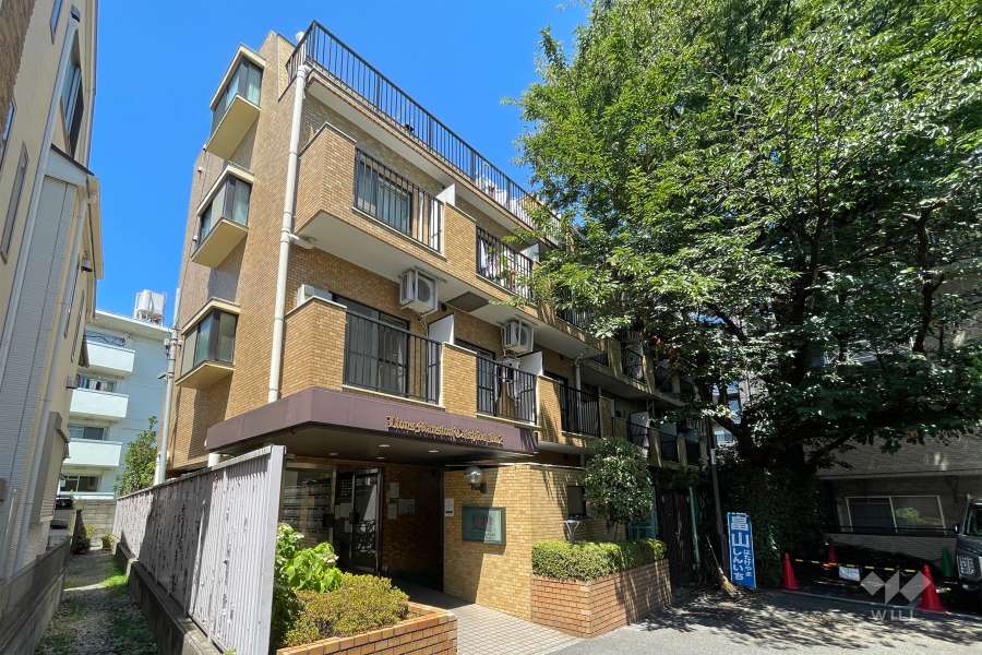 ライオンズマンション太子堂第2の外観（西側から）