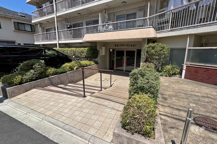 エントランスアプローチ