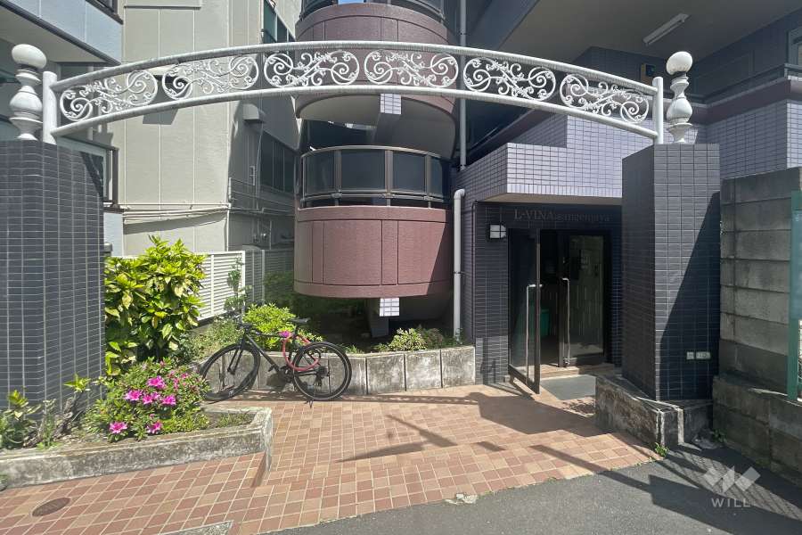 エントランスアプローチ