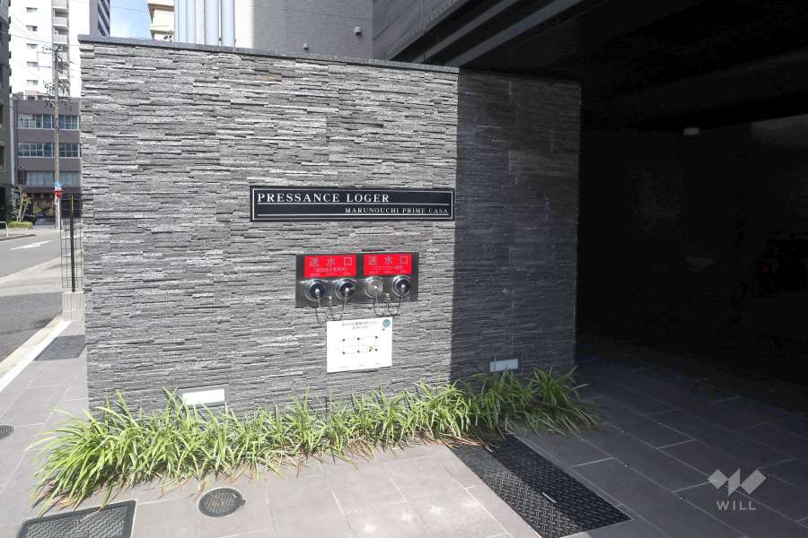 エントランスの銘鈑