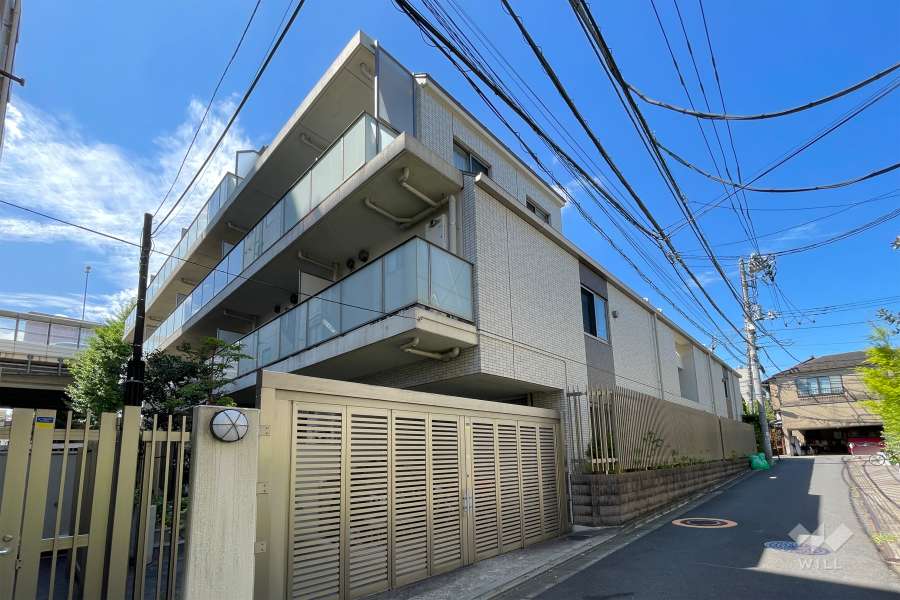 オープンレジデンシア桜新町の外観（北東側から）