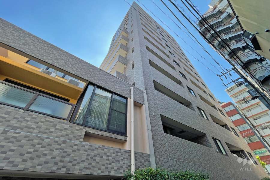 トゥールロワイヤル三軒茶屋の外観（北西側から）