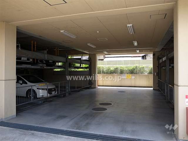 敷地内駐車場（機械式）