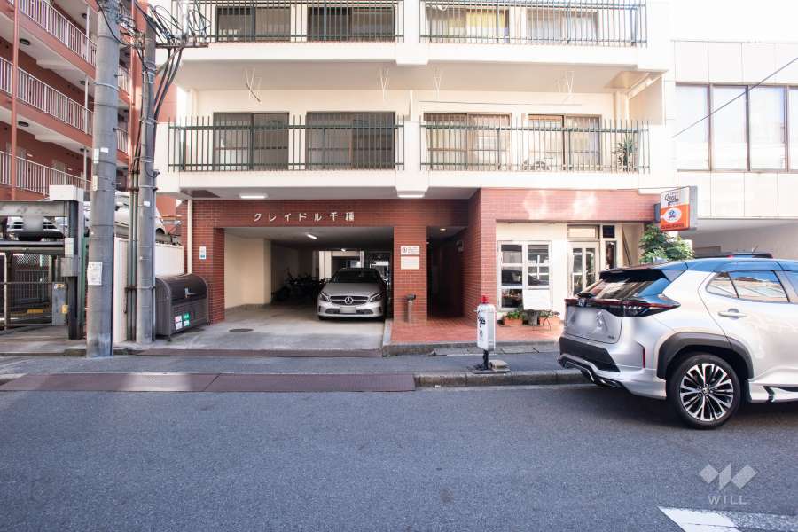 敷地内駐車場（屋内平面式）