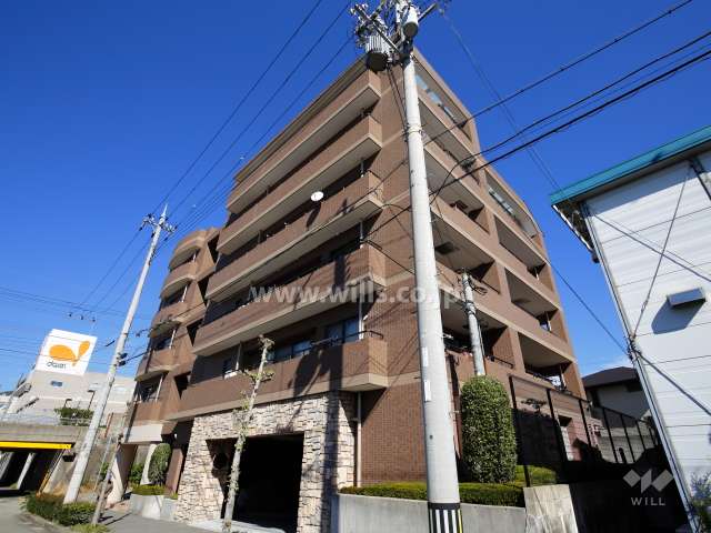 セーリオ中山の外観（南西側から）
