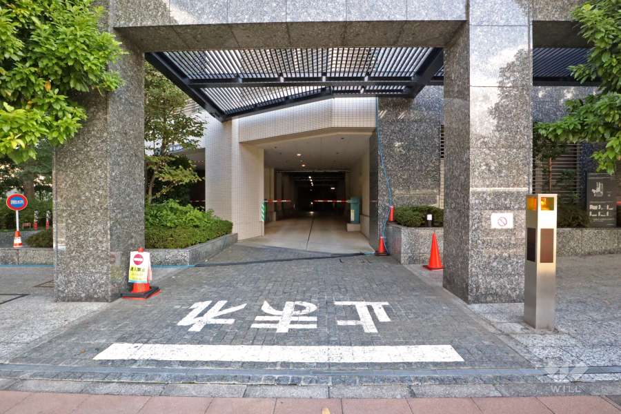 駐車場の出入り口