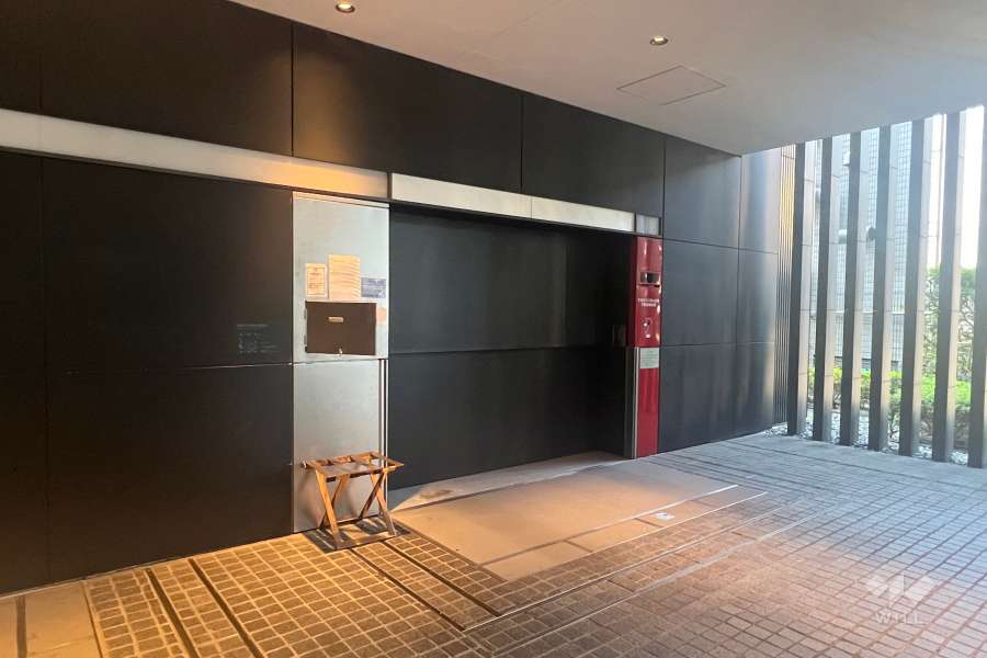 敷地内駐車場（屋内機械式）