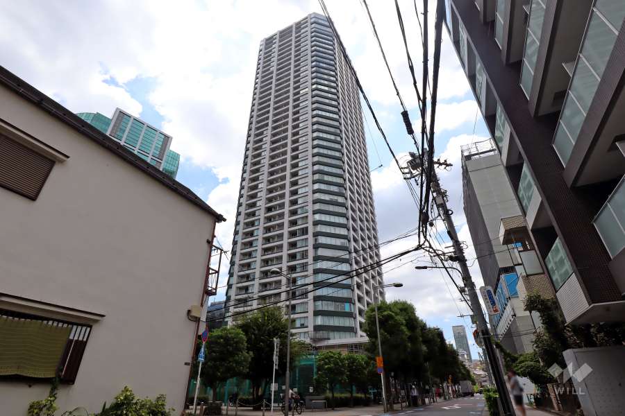 白金タワーの外観(北西側から)