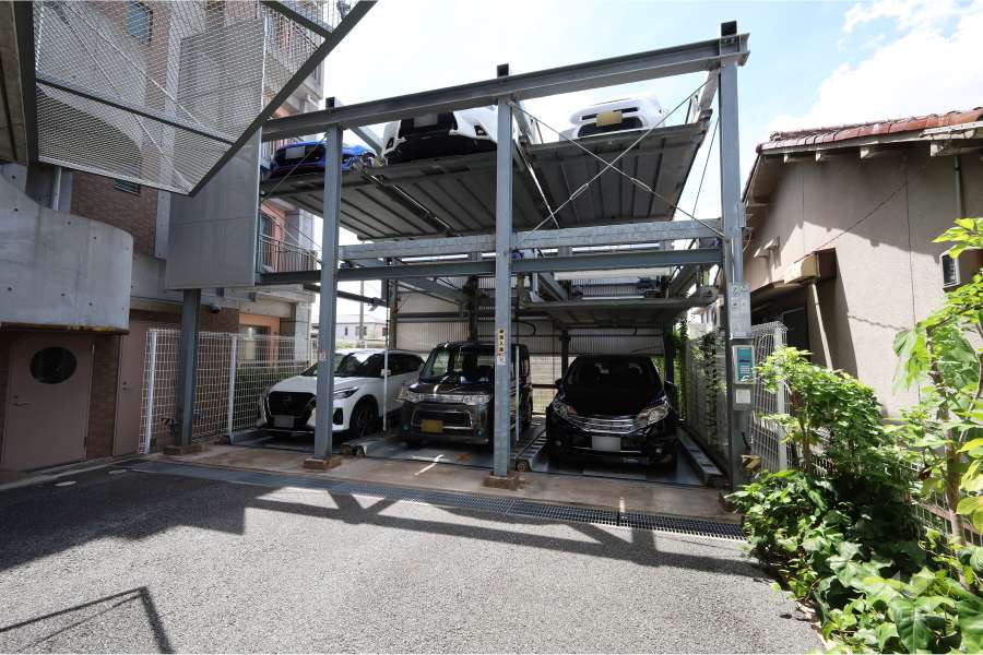 敷地内駐車場（屋外機械式）