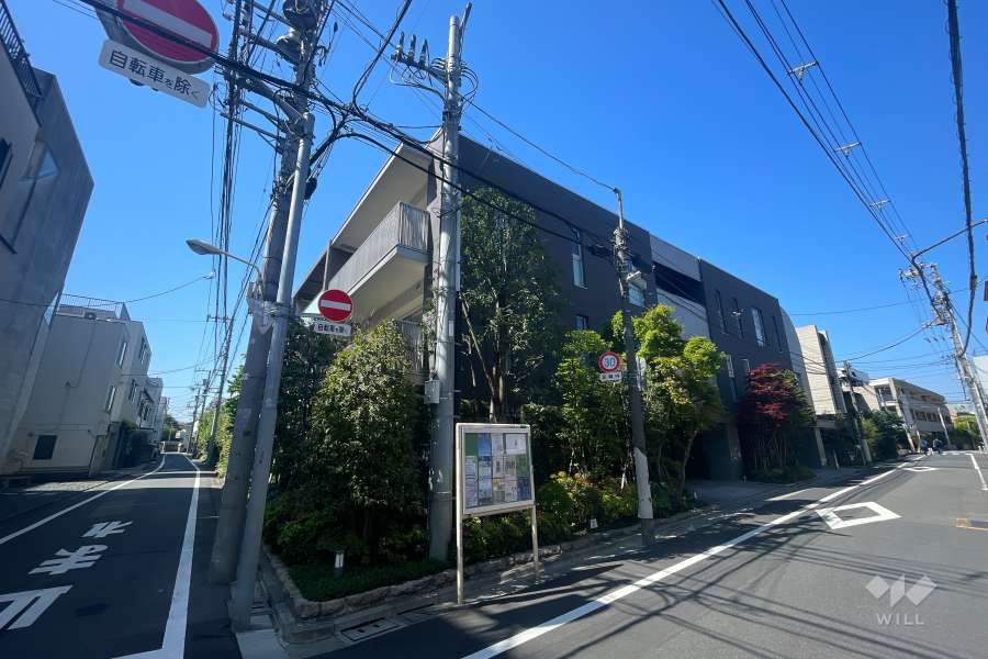 ザ・パークハウス上原の外観（南東側から）