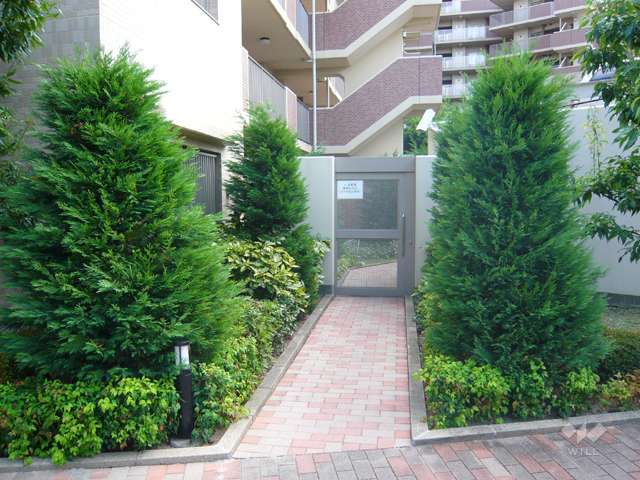 駐輪場出入り口