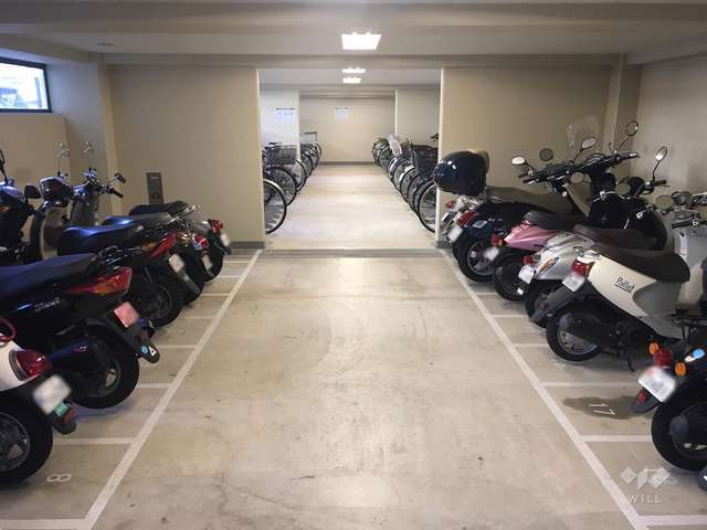バイク置場(屋内)