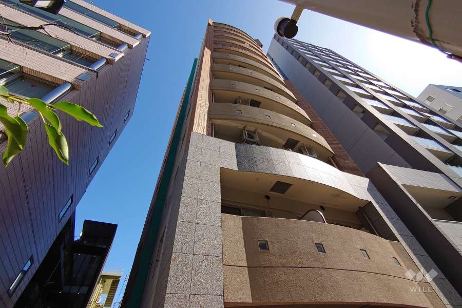 ジェイパーク渋谷イーストスクエアの外観（南西側から）