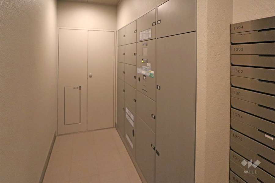 宅配ボックスと共用ポスト