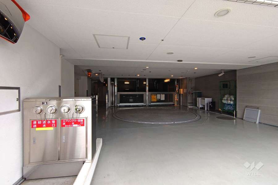 敷地内駐車場（屋内機械式）