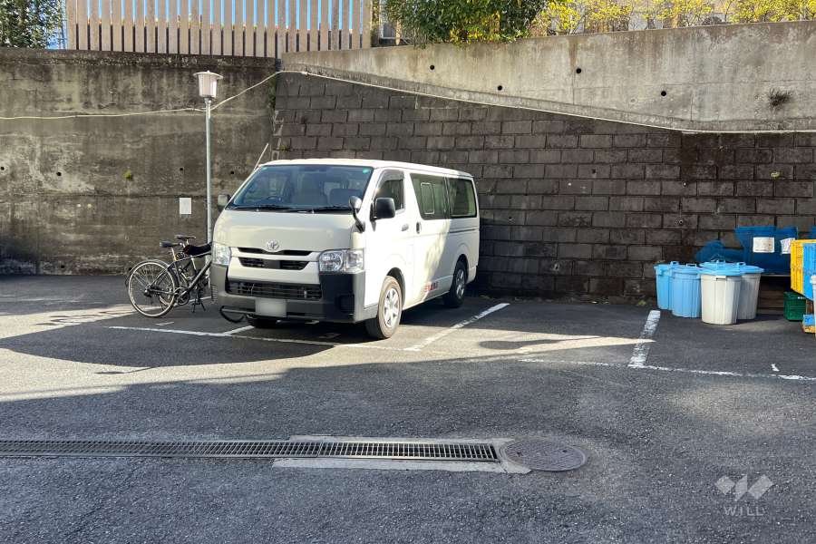 敷地内駐車場（屋外平面式）