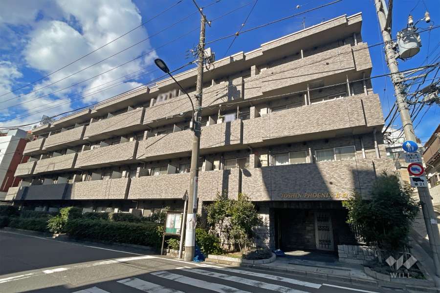 トーシンフェニックス目白の外観（南東側から）
