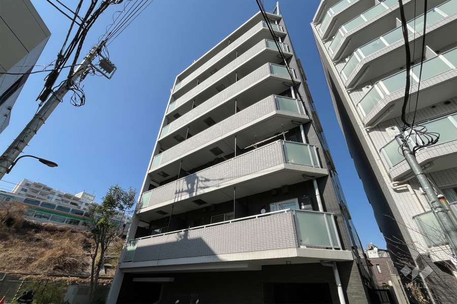 メイクスデザイン高田馬場の外観（南東側から）