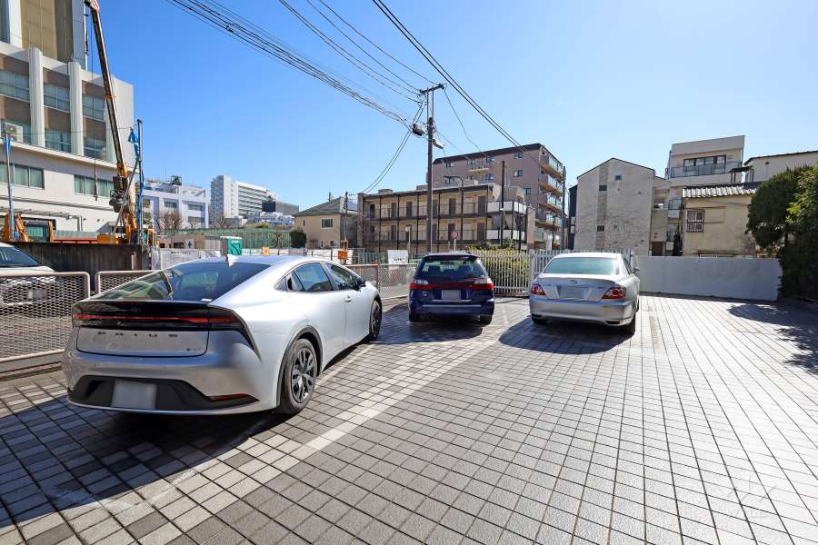 敷地内駐車場（屋外平面式）
