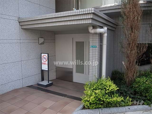 自転車置場出入り口