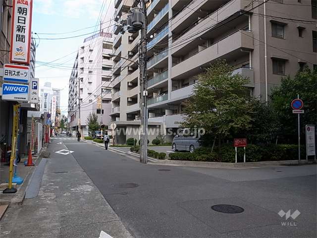 敷地西側の通り