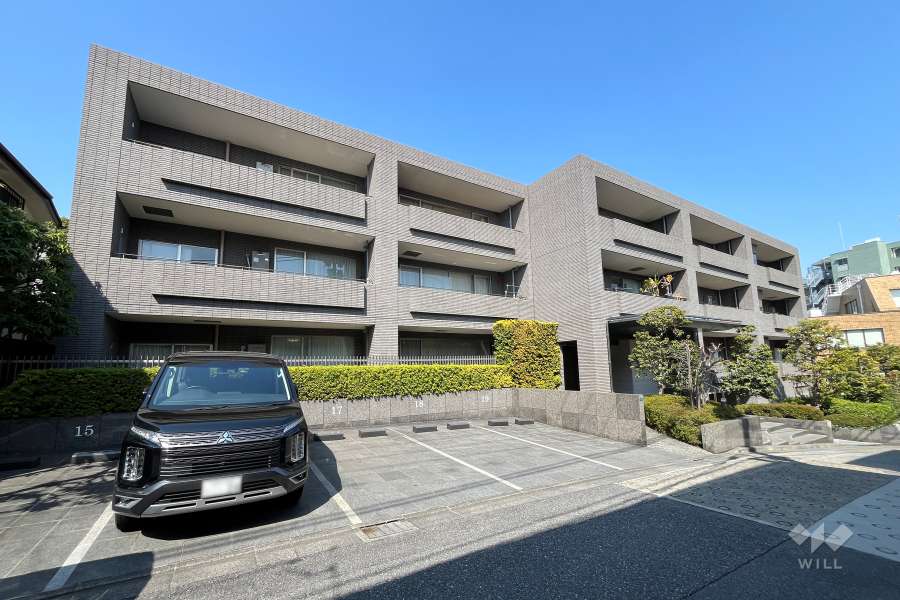 グランツオーベル目白近衛町の外観（南西側から）