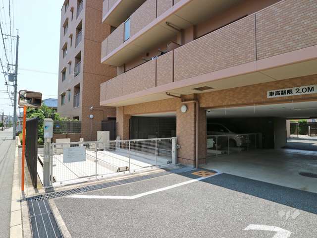 敷地内駐車場（屋外機械式）