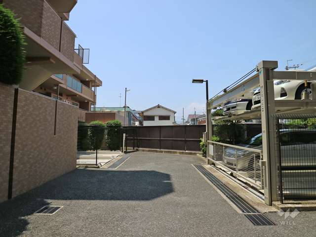 敷地内駐車場（屋外機械式）