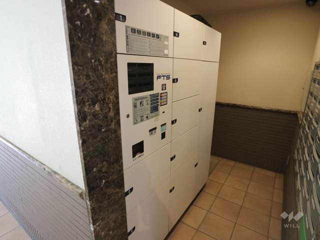 宅配ボックスと共用ポスト