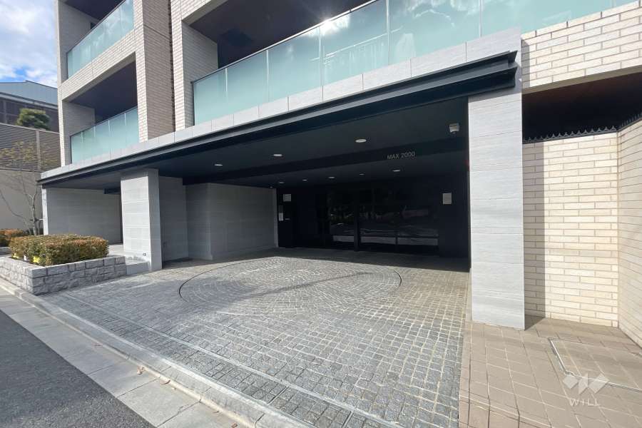 駐車場の出入り口