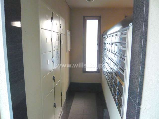 宅配ボックスとメールボックス