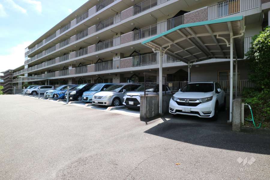 敷地内駐車場（屋外平面式）