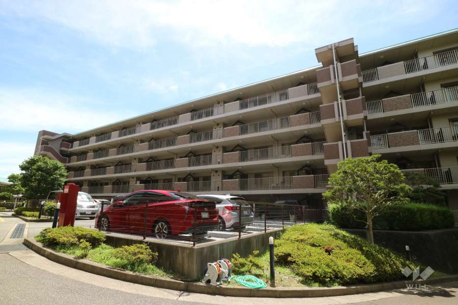 リーフアベニュー宝塚売布の外観（北側から）