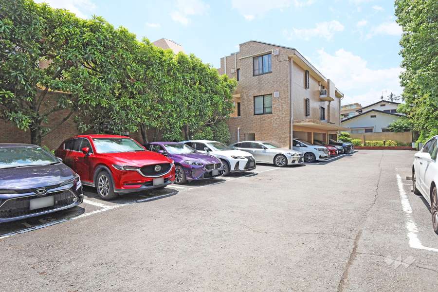 敷地内駐車場（屋外平面式）　