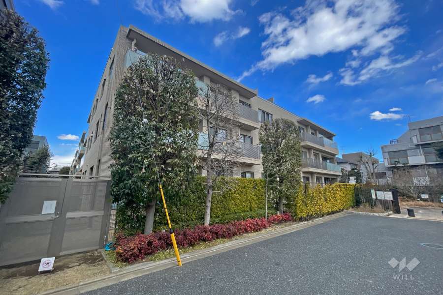 ドレッセ目白近衛町プレゼンスの外観（南西側から）