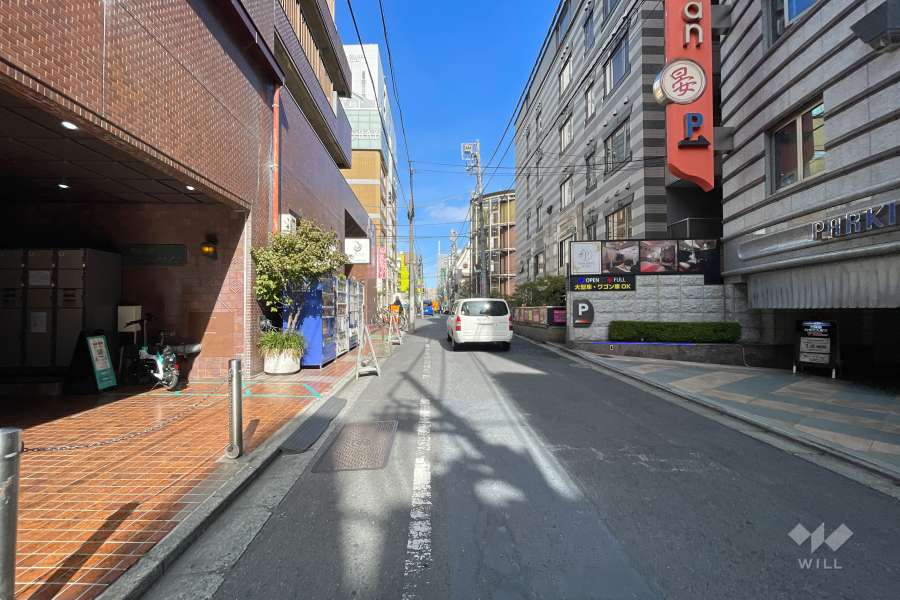 敷地東側の前面道路　