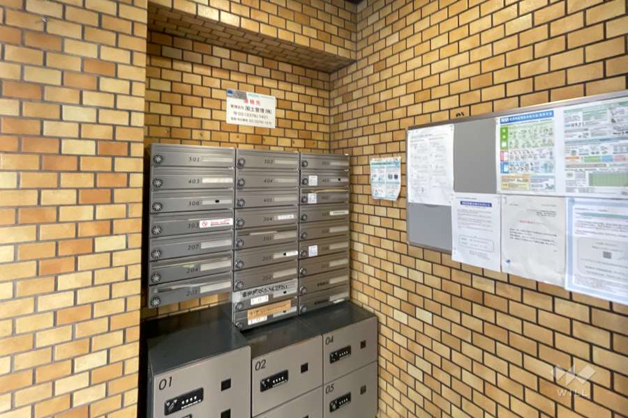 宅配ボックスと共用ポスト